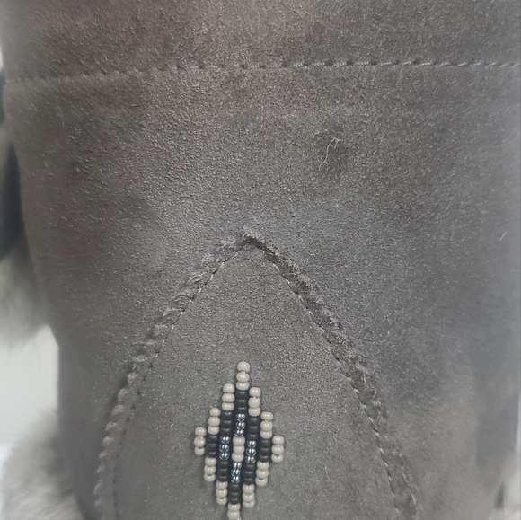 Manitobah Mukluks Snowy Owl - Picture 9 of 13